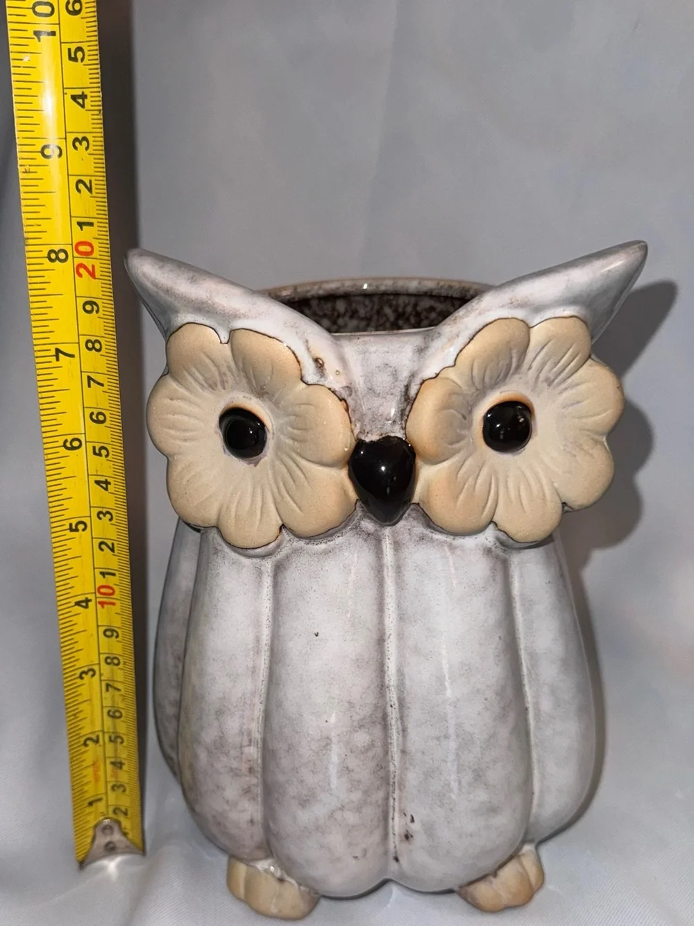 Ceramic Owl Planter in Cream